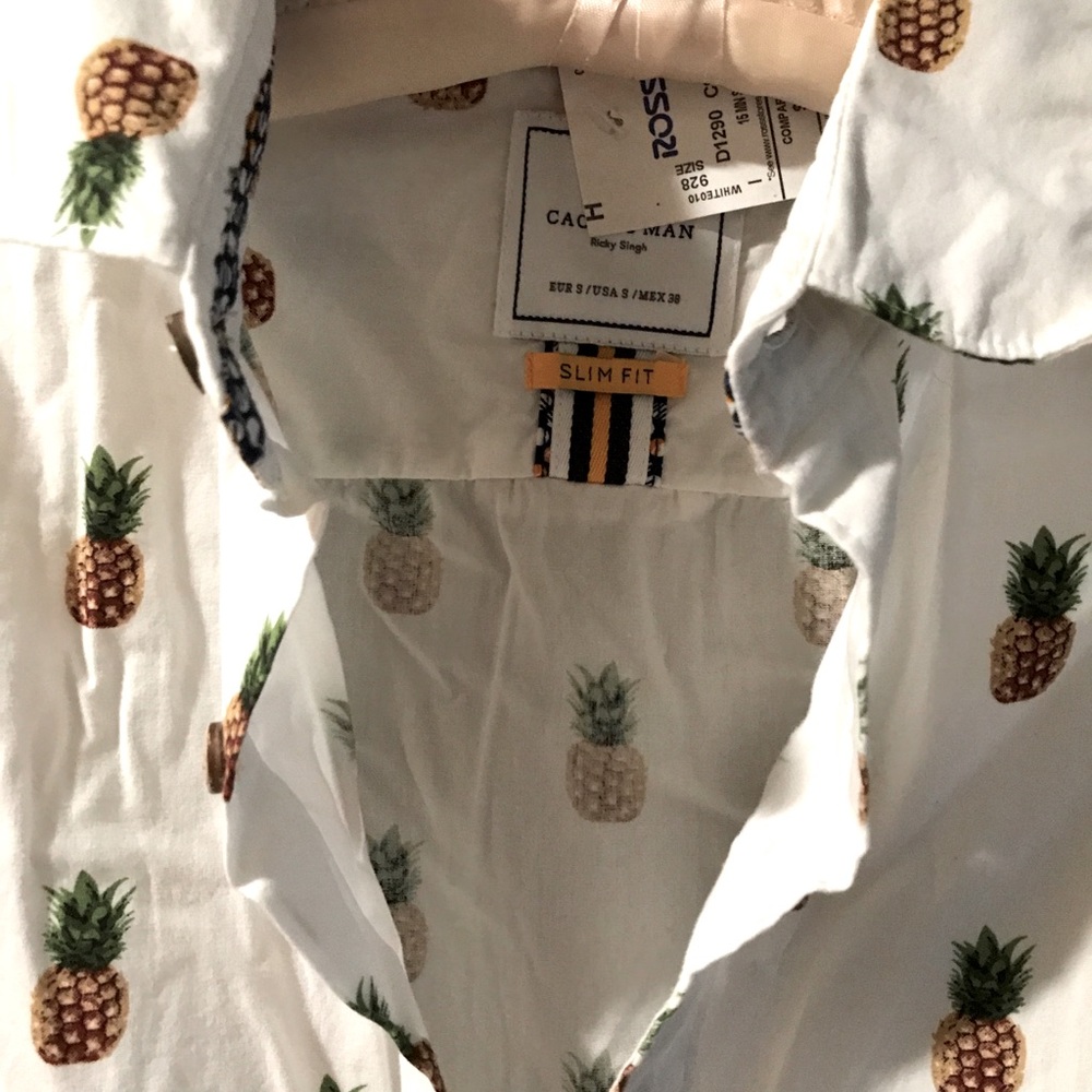 ✨Slim fit with shirt with pineapples NWT